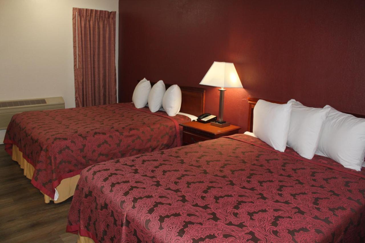 Travel Inn Of Buford Exteriér fotografie