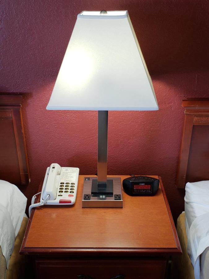 Travel Inn Of Buford Exteriér fotografie